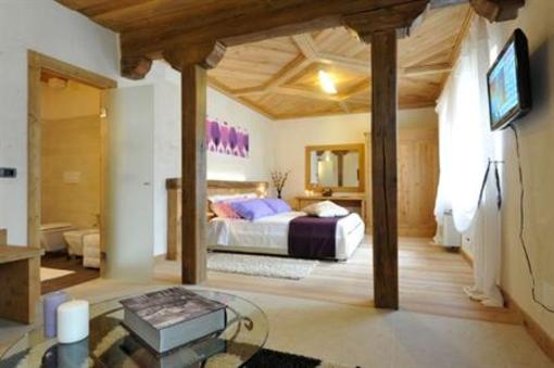 фото отеля Ai Cadelach Giulia Hotel Revine Lago