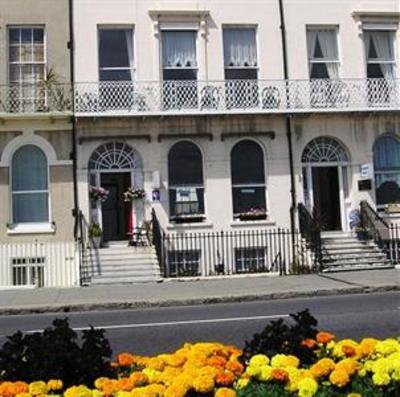 фото отеля The Gresham Bed and Breakfast Weymouth