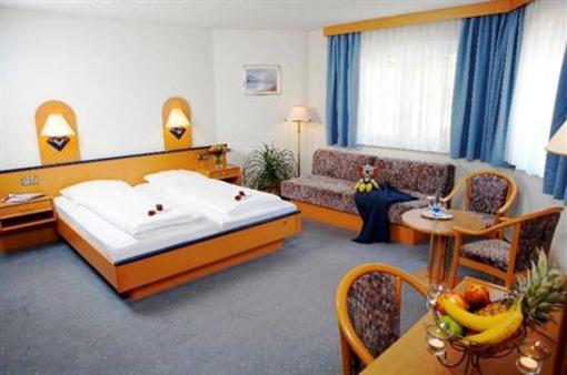 фото отеля Hotel Am Park Rust
