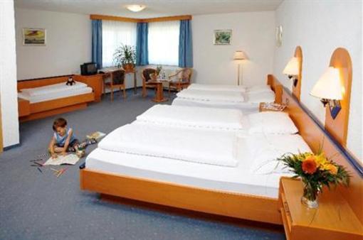 фото отеля Hotel Am Park Rust