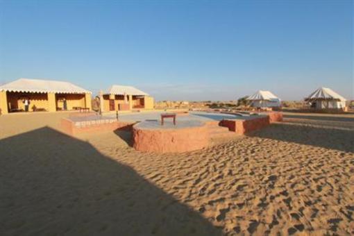фото отеля Damodra Desert Camp