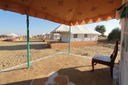 фото отеля Damodra Desert Camp