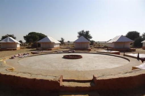 фото отеля Damodra Desert Camp