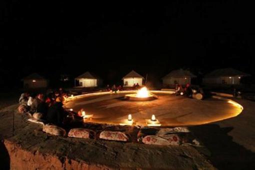 фото отеля Damodra Desert Camp