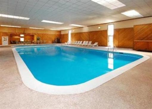 фото отеля Quality Inn & Conference Center
