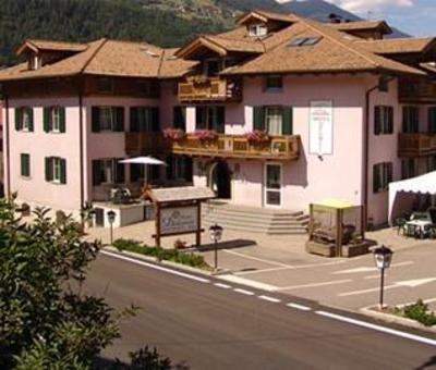 фото отеля Hotel Dolomiti Dimaro