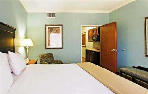 фото отеля Holiday Inn Express Hotel & Suites Vernon College Area Hwy 287