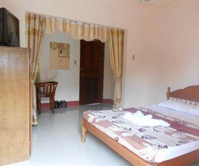 фото отеля Tia Mers Guest House