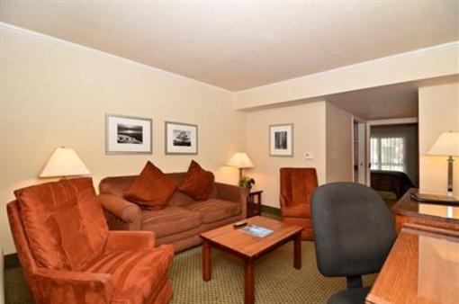 фото отеля BEST WESTERN Plus Station House Inn