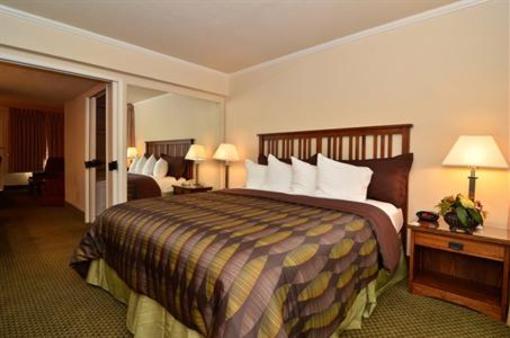 фото отеля BEST WESTERN Plus Station House Inn