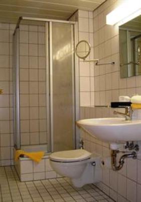 фото отеля Hotel Und Restaurant Köhlerhütte Fürstenbrunn Grünhain-Beierfeld