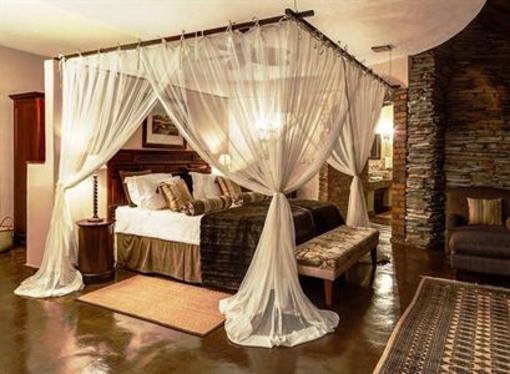 фото отеля Tintswalo Safari Lodge