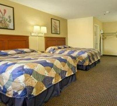 фото отеля Ramada Old Town Temecula