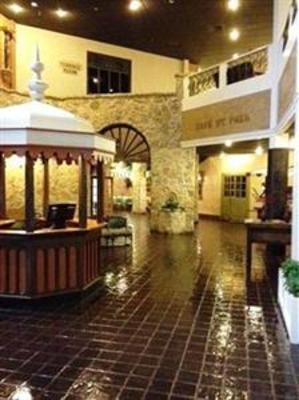 фото отеля Caribbean Cove Hotel & Conference Center