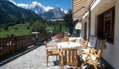 фото отеля Hotel Beau Sejour Pre-Saint-Didier