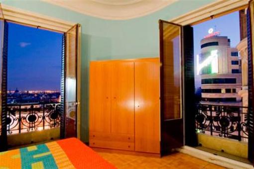 фото отеля Hostal Granvia 44
