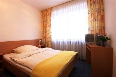 фото отеля Hotel Nizza Dusseldorf