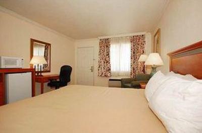 фото отеля BEST WESTERN Jefferson Inn