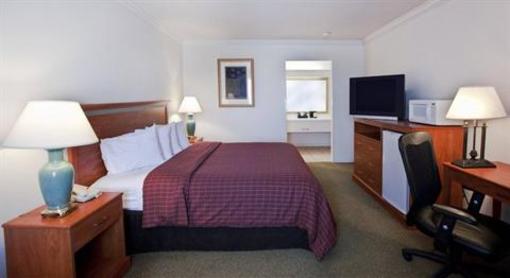 фото отеля BEST WESTERN Jefferson Inn