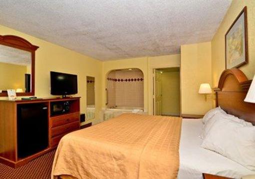 фото отеля Quality Inn Fort Campbell