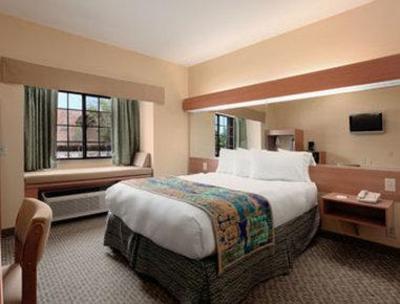 фото отеля Microtel Inn & Suites Panama City