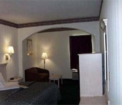 фото отеля Days Inn & Suites Murfreesboro