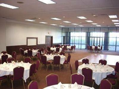 фото отеля Best Western Plus La Porte Hotel & Conference Center