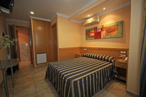 фото отеля Hostal Viky Madrid