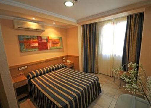 фото отеля Hostal Viky Madrid