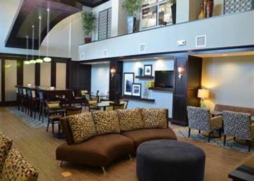 фото отеля Hampton Inn & Suites Sharon