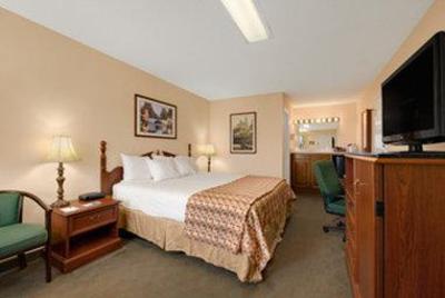фото отеля Baymont Inn & Suites Florence Muscle Shoals