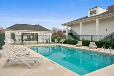фото отеля Baymont Inn & Suites Florence Muscle Shoals