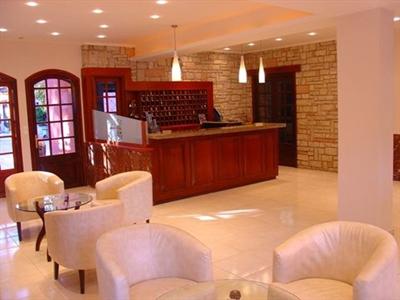 фото отеля Oasis Hotel Perama