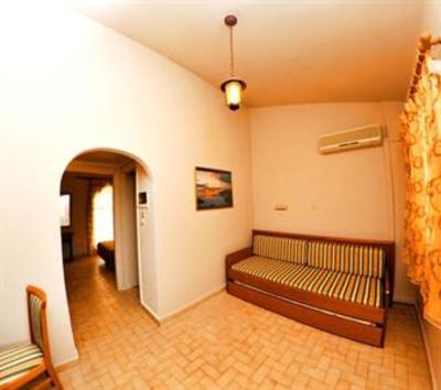 фото отеля Lefteris Village Apartments