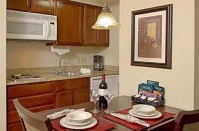 фото отеля Homewood Suites by Hilton Manchester/Airport