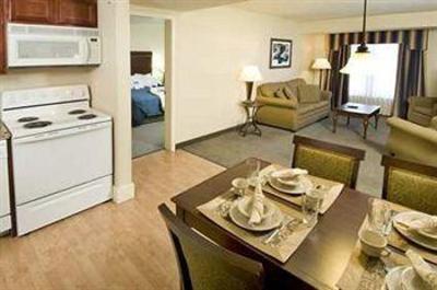 фото отеля Homewood Suites by Hilton Manchester/Airport