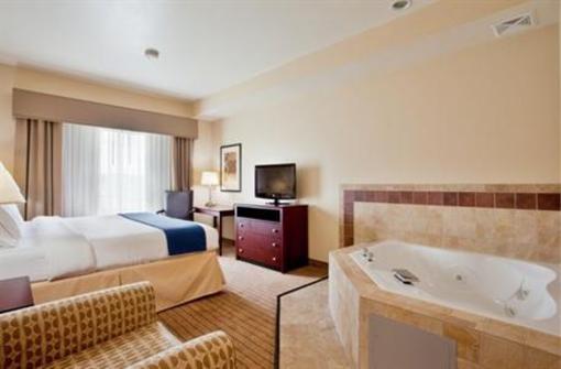 фото отеля Holiday Inn Express Hotel & Suites Exmore