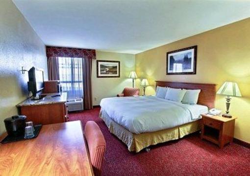 фото отеля Clarion Inn Tulsa International Airport