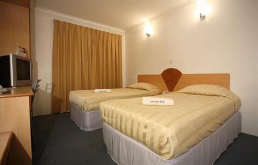 фото отеля Fair Park Hotel