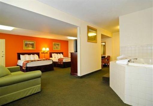 фото отеля BEST WESTERN Adena Inn