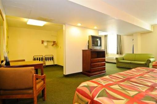 фото отеля BEST WESTERN Adena Inn
