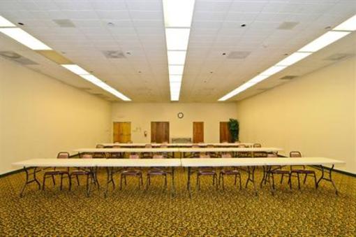фото отеля BEST WESTERN Adena Inn