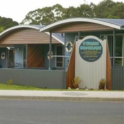 фото отеля Strahan Bungalows