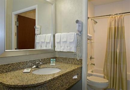 фото отеля SpringHill Suites Chicago O'Hare