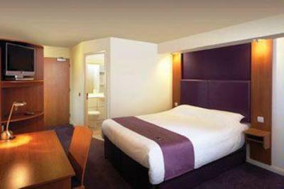 фото отеля Premier Inn North Wolverhampton