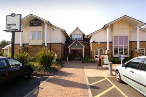 фото отеля Premier Inn North Wolverhampton