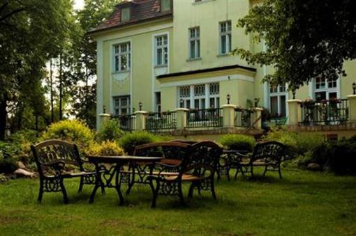 фото отеля Hotel Palac Nieznanice