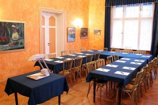 фото отеля Hotel Palac Nieznanice