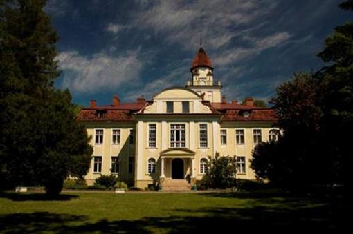 фото отеля Hotel Palac Nieznanice