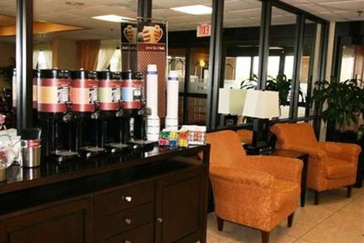 фото отеля Hampton Inn Sulphur